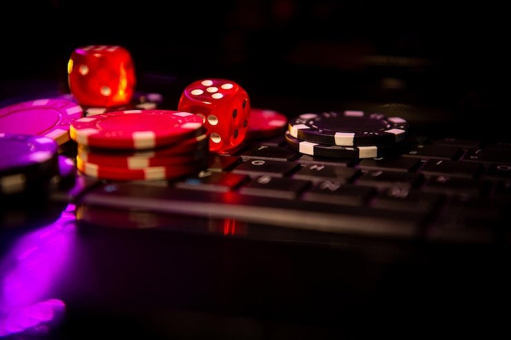 Struktur promosi mingguan dan program referral di dollar99